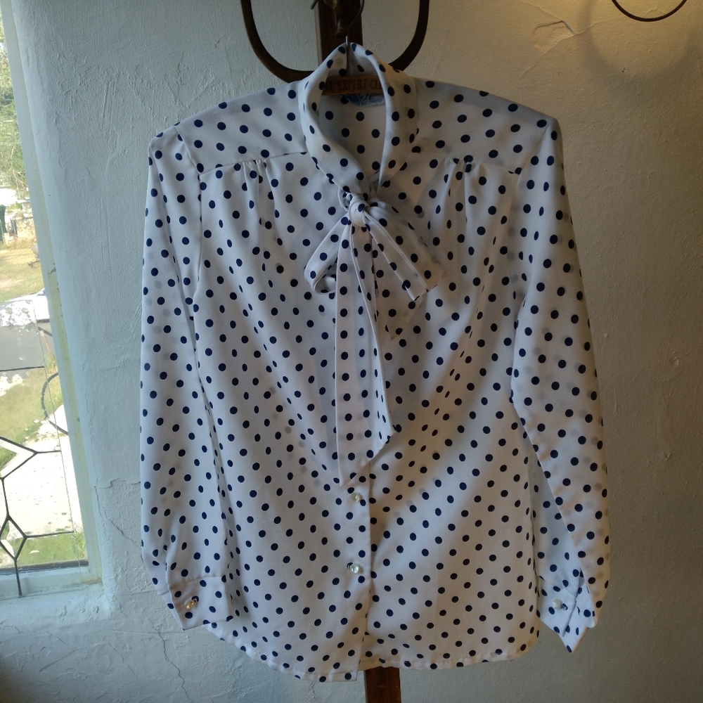 Lady Holiday Vintage Polka Dot Pussy Bow Blouse